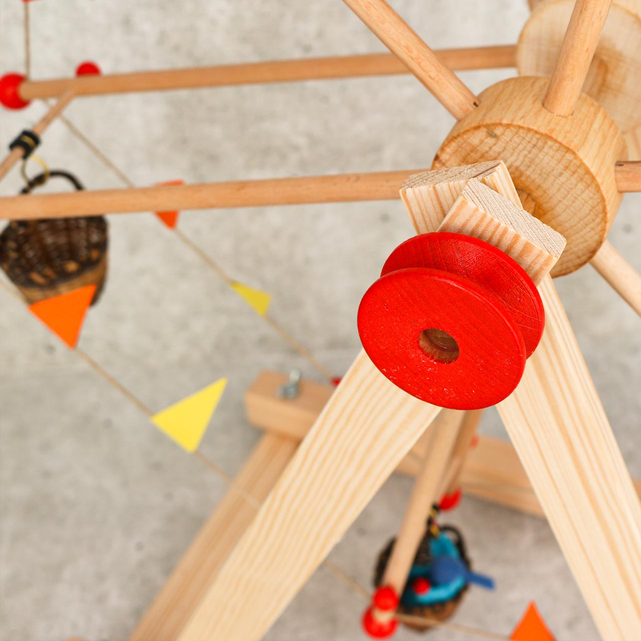 Riesenrad Holzbausatz mit Kurbel 48 cm