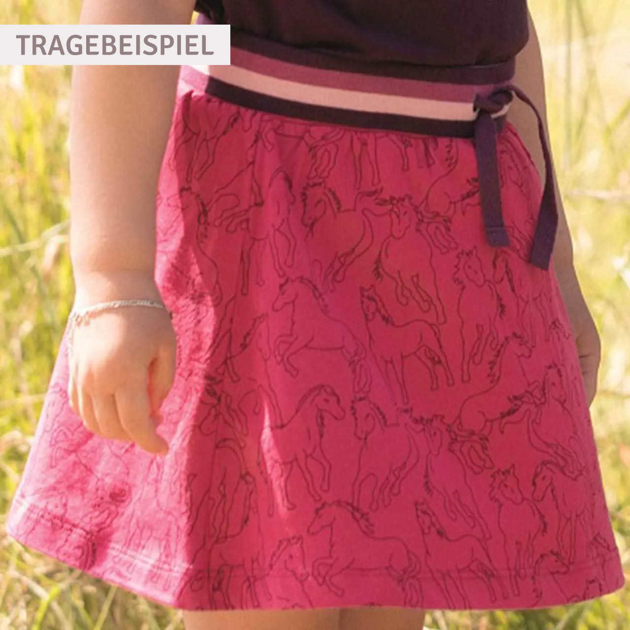 Flatternder Skort schwarz geblümt