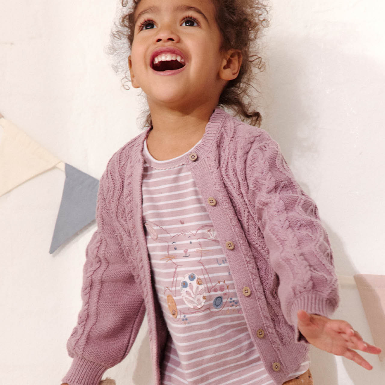 Edler Zopfstrick Cardigan rosenholz Edler Zopfstrick Cardigan rosenholz