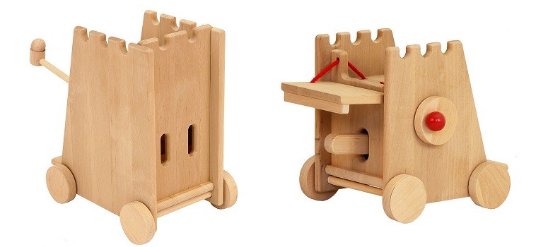 Produktfoto Katapult aus Holz von zwei Seiten