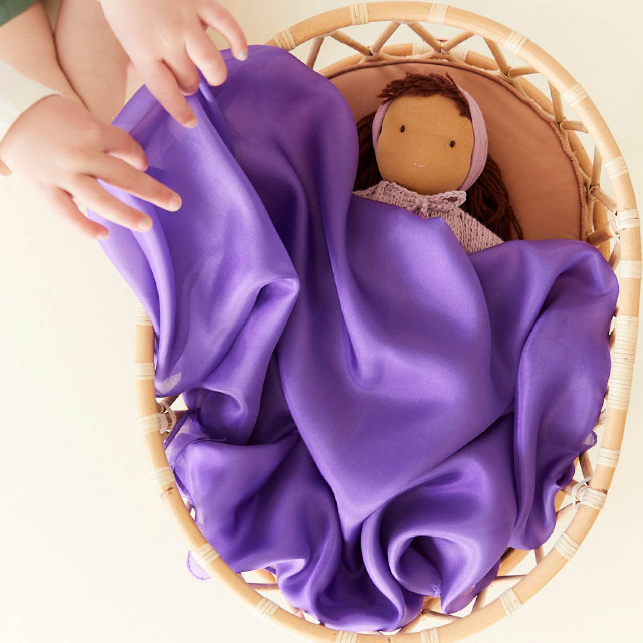 Spieltuch Seide lila mittel 89 x 89 cm