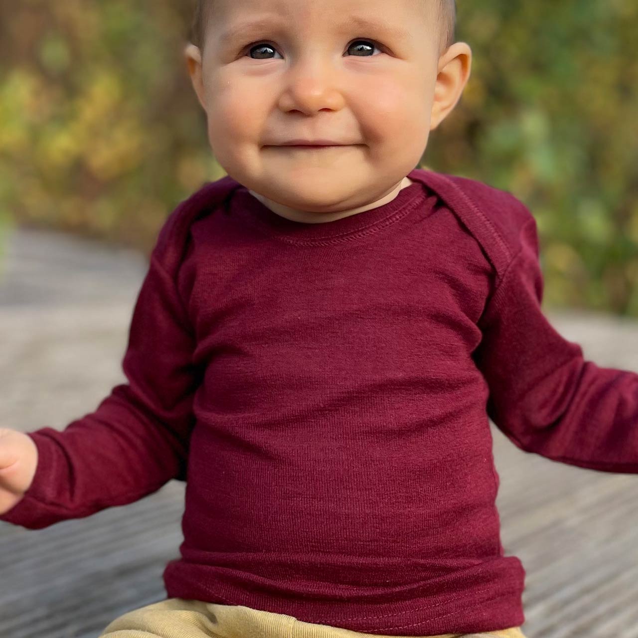 Wolle Seide Langarmshirt für Babys, bordeaux