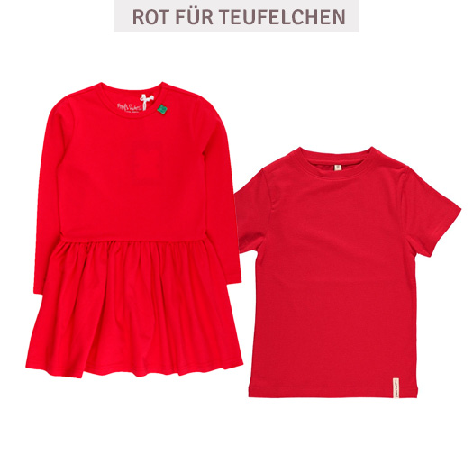 Rotes Kleid und rotes T-Shirt