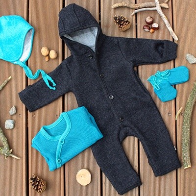 Herbst-Outfit für Babys mit Eyecatchern in Pastellblau