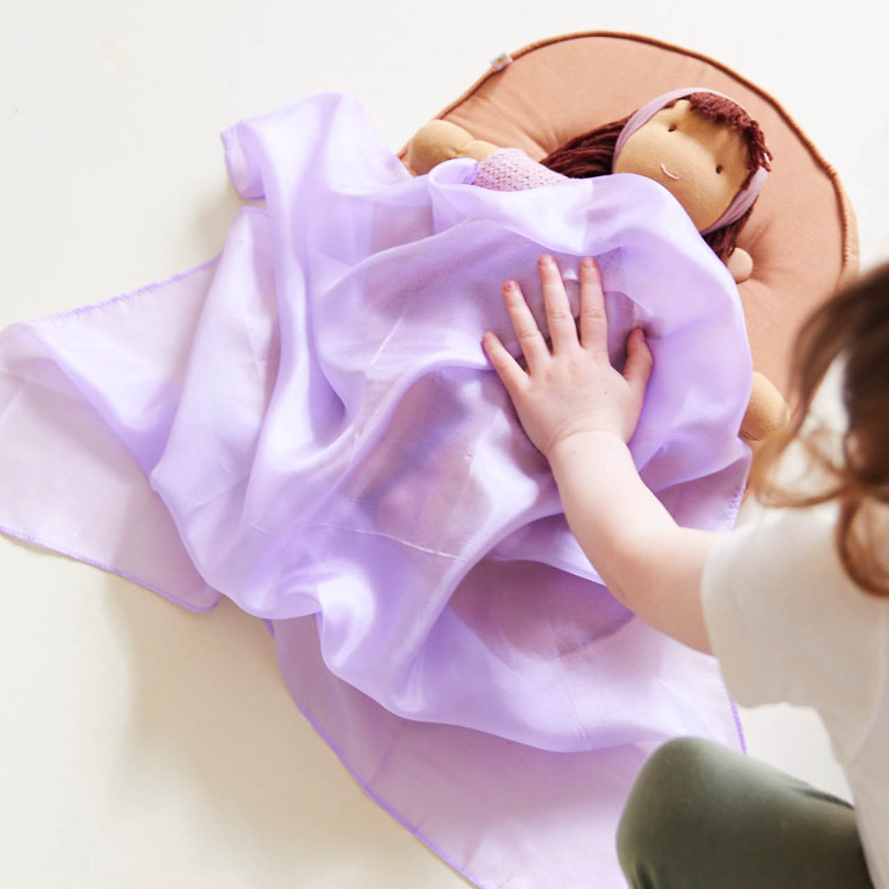 Spieltuch Seide violet klein 53 x 53 cm