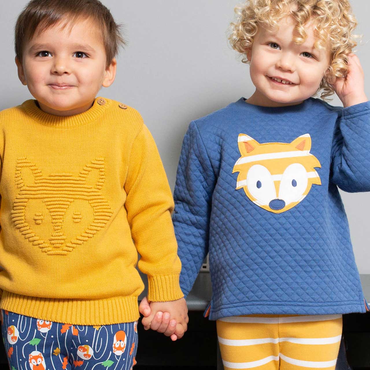 Warmer Stepp Pullover mit Fuchs-Aufnäher